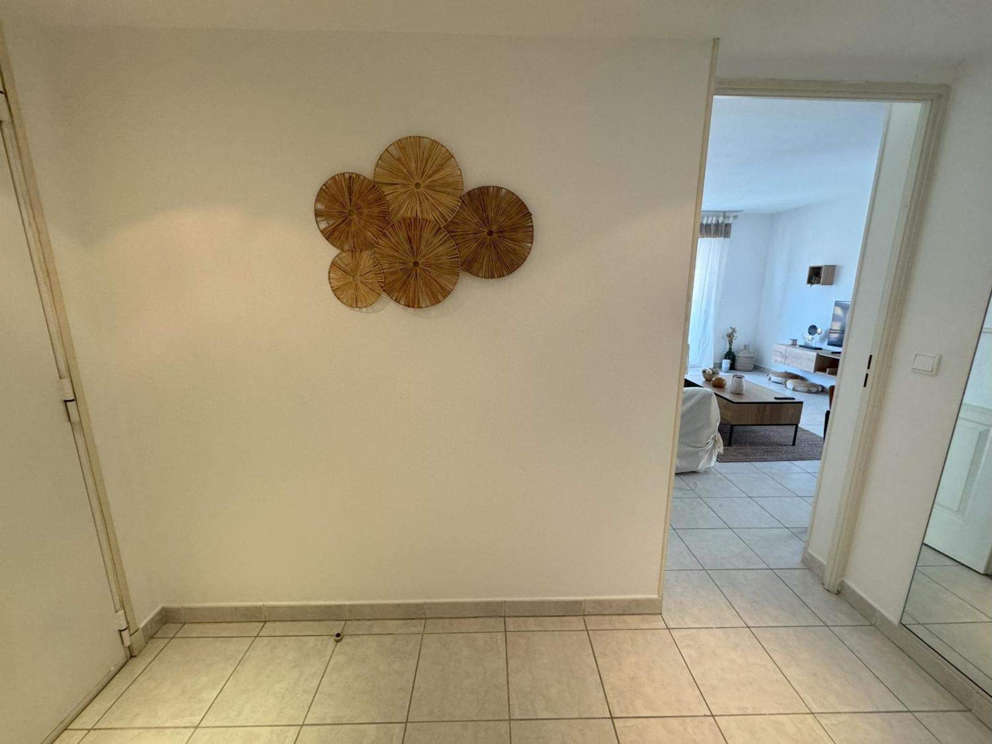 Elegant With Sea View And Swimming Pool Appartement *