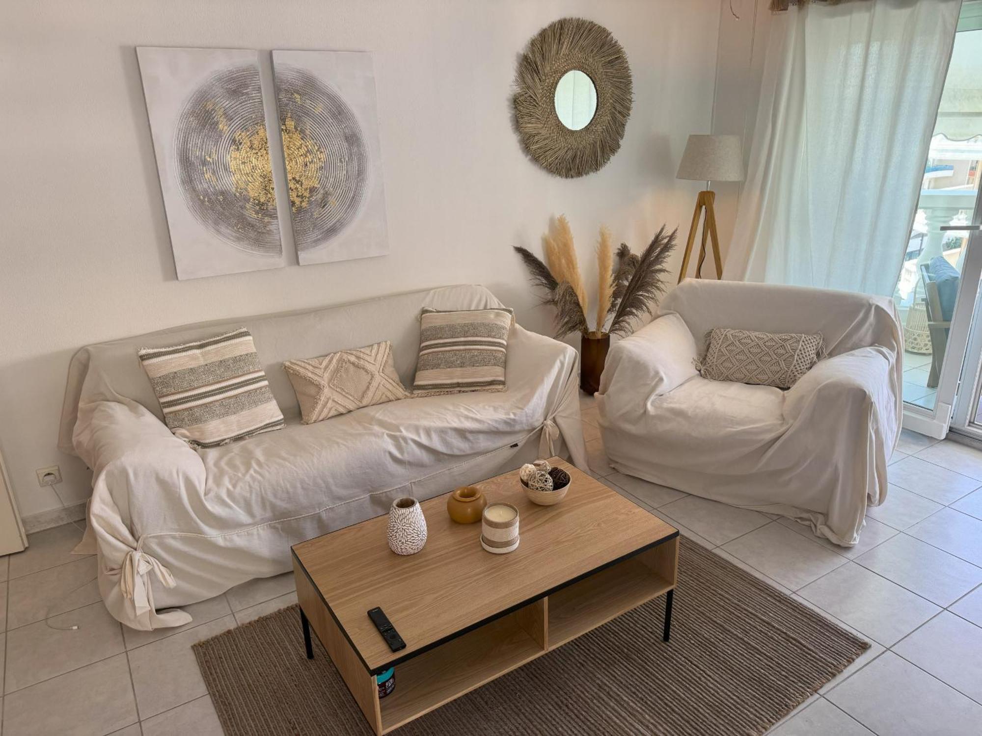 Elegant With Sea View And Swimming Pool Nizza